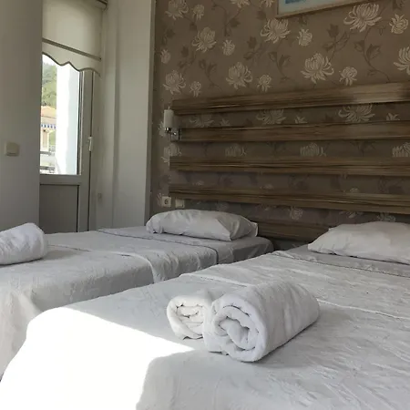 Pearl Of 酒店 马尔马里斯