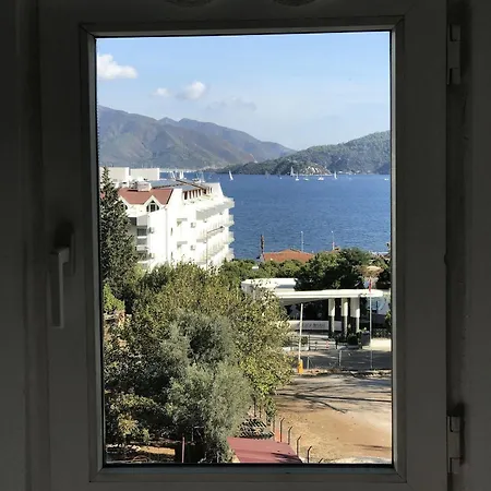 Pearl Of 酒店 马尔马里斯